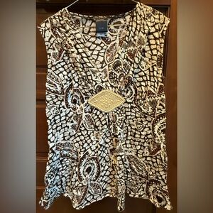 NWOT JTB Women's Black and Brown Patterned Women’s Top